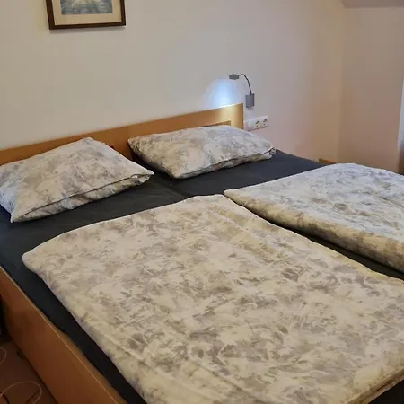 Luxury Prezin